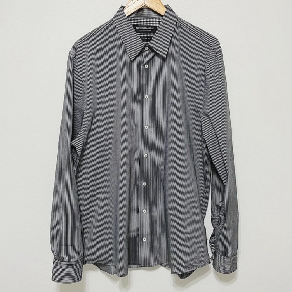 Nick Graham Gray/Black Stripped Shirt Size Small NWT